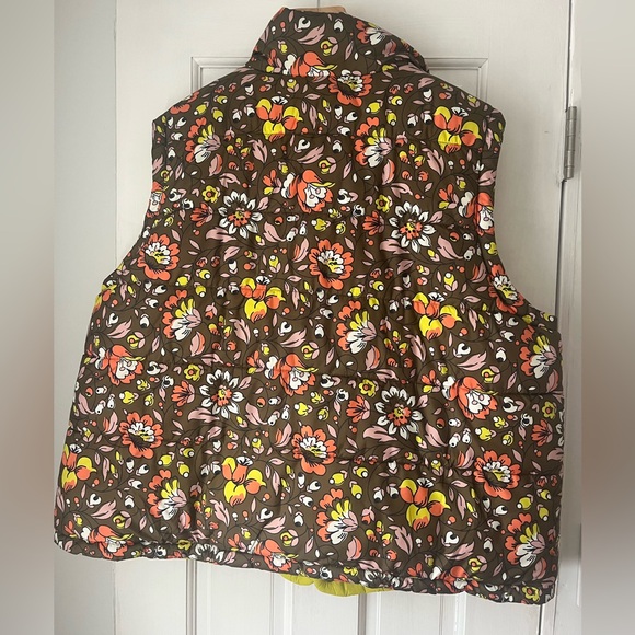 Boden women’s reversible puffer vest floral and neon sz XL - Picture 3 of 3